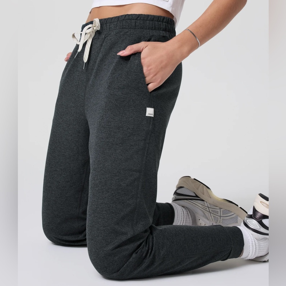 Vuori performance jogger